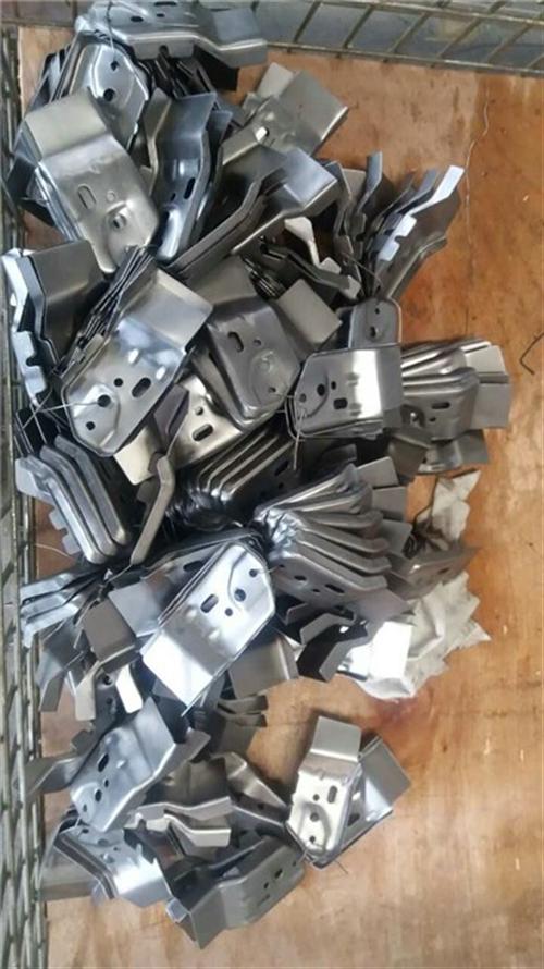 电动汽车钣金件厂家探析 以德州华孚液压为例的专业应用